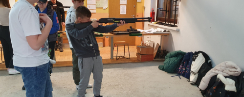 Przygotowanie uczniów klas ósmych do szkolenia strzeleckiego 